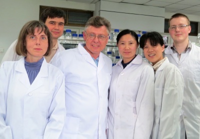 Borisjuk Mykola's Lab, Huaiyin Normal University, 26apr2017 1000px.jpg
